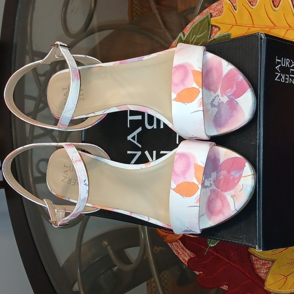Naturalizer Sandals